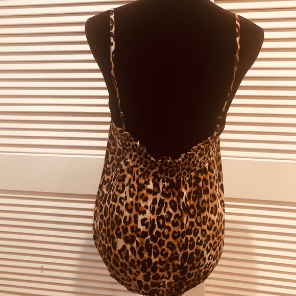 Express Leopard Print Top - Picture 4 of 6